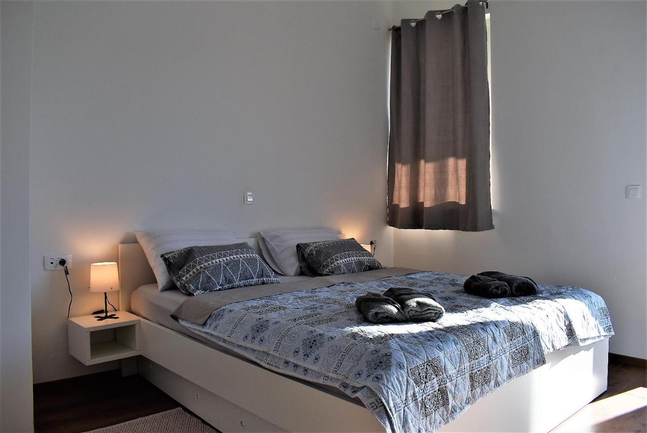 Apartment Aci Marina Rab Banjol Esterno foto